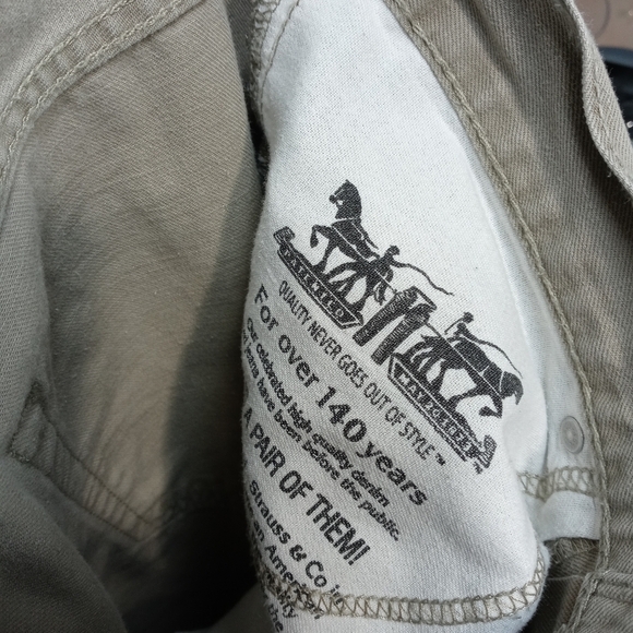 Levi's 505 men's tan jeans. Sz 33"×30".White spot - Picture 7 of 8